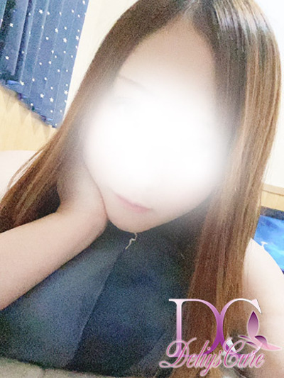 新人 しずく
