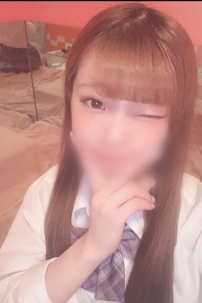 ユア 可愛さ溢れるアイドルフェイス