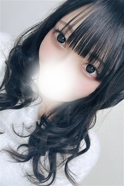 新人☆彩音(あやね)