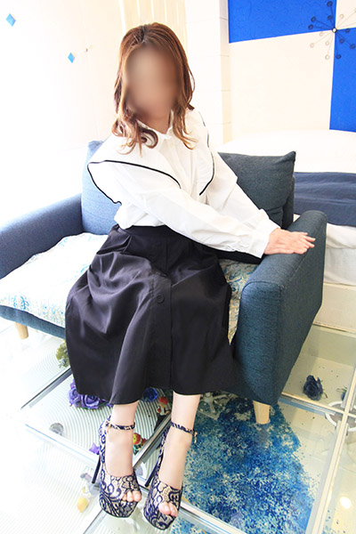 �����@���