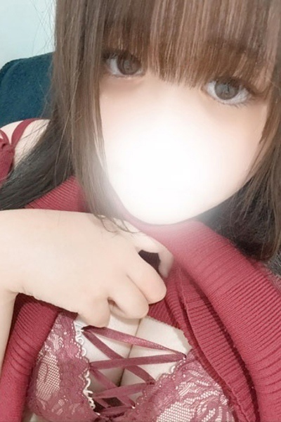 肨