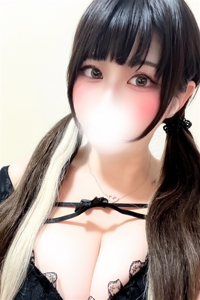 낦