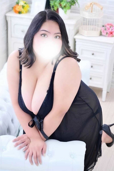 ҂