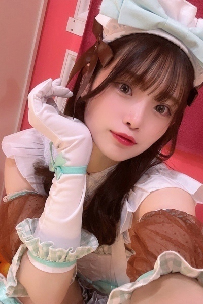 ˂