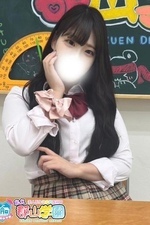 ˂
