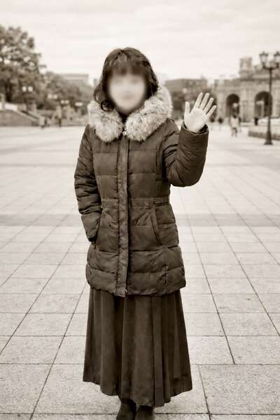 �}������